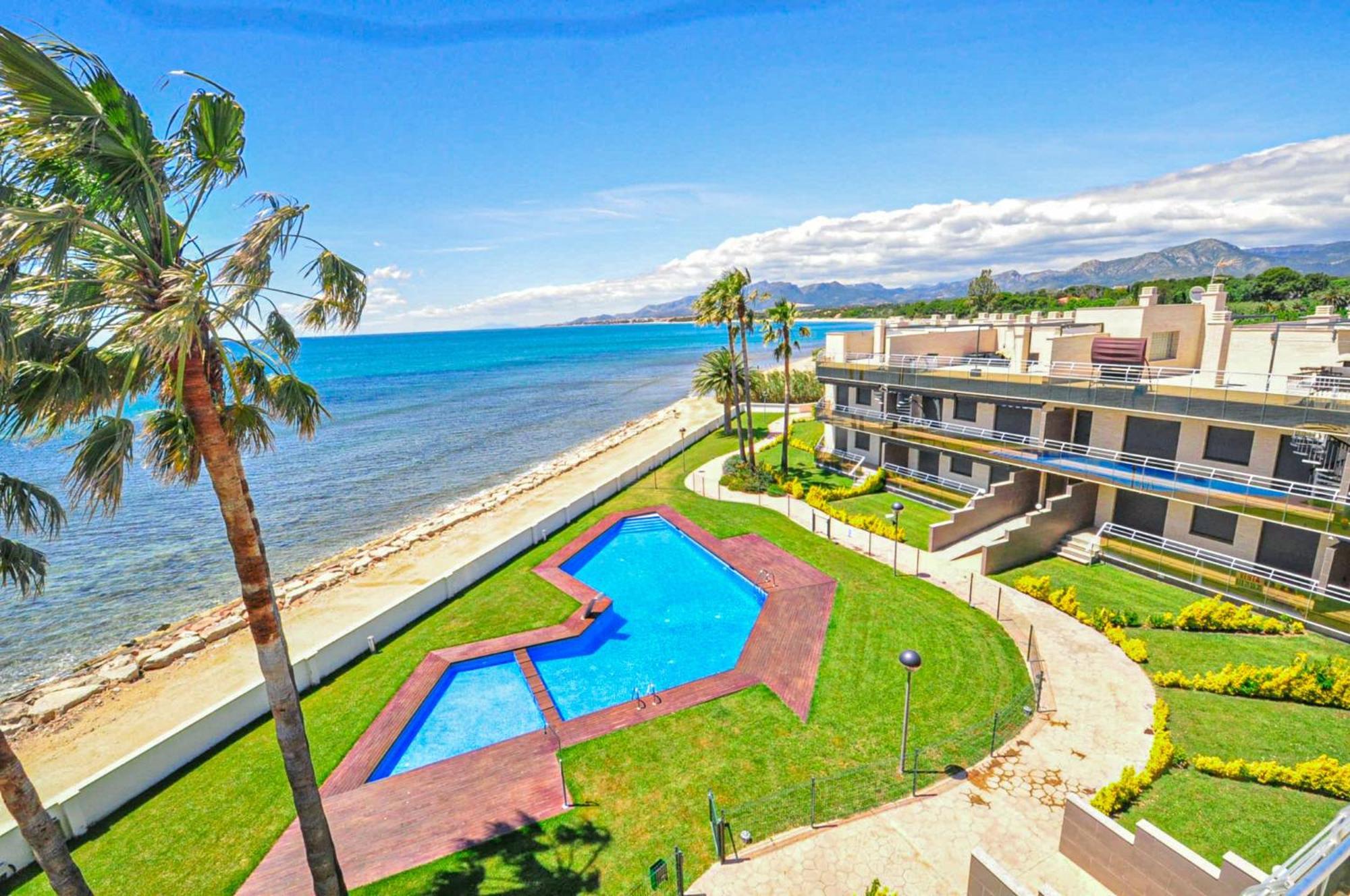 Di Mare Litoral Costa Dorada - Only Families Apartment Mont-roig del Camp Luaran gambar