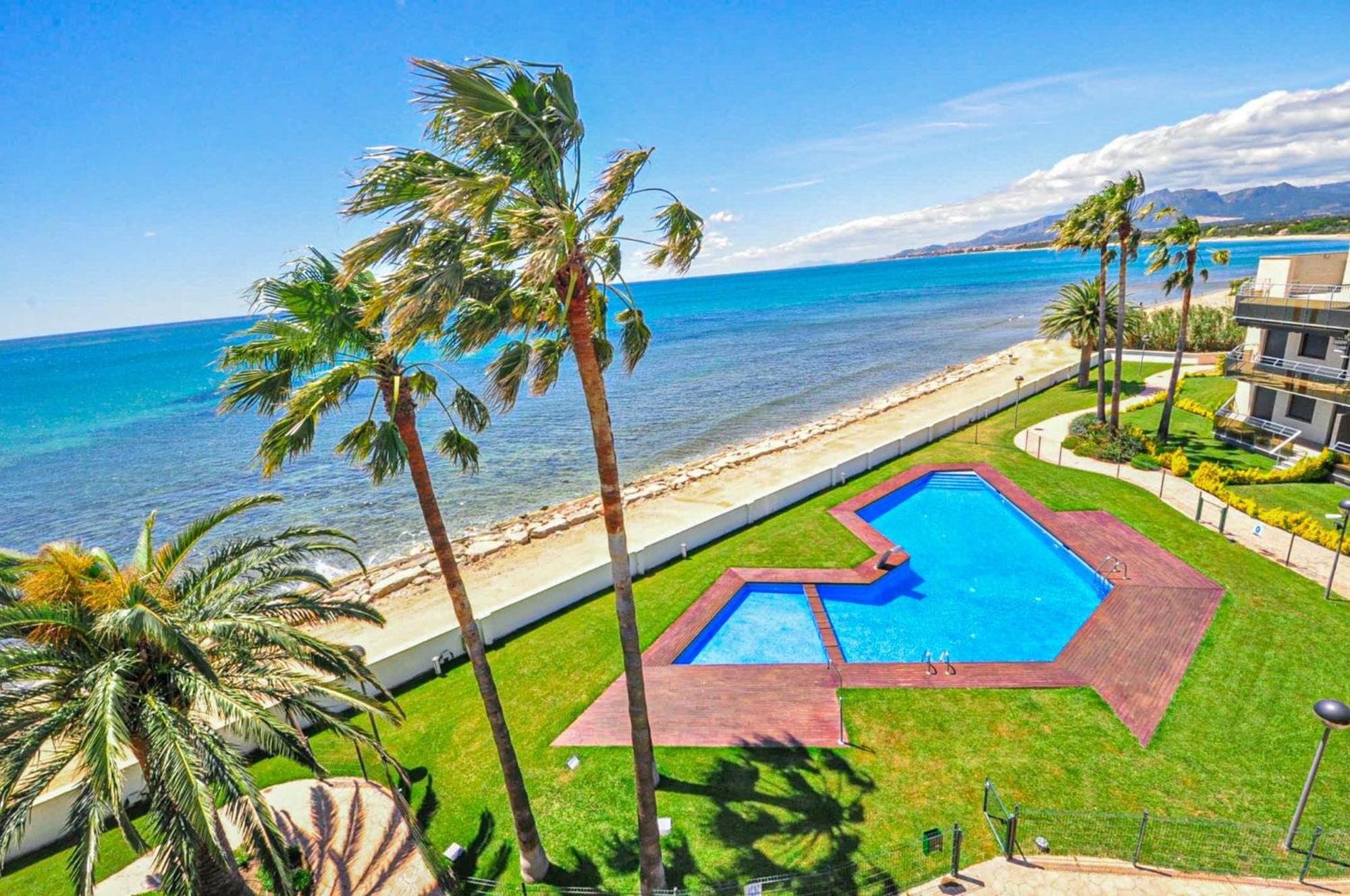 Di Mare Litoral Costa Dorada - Only Families Apartment Mont-roig del Camp Luaran gambar