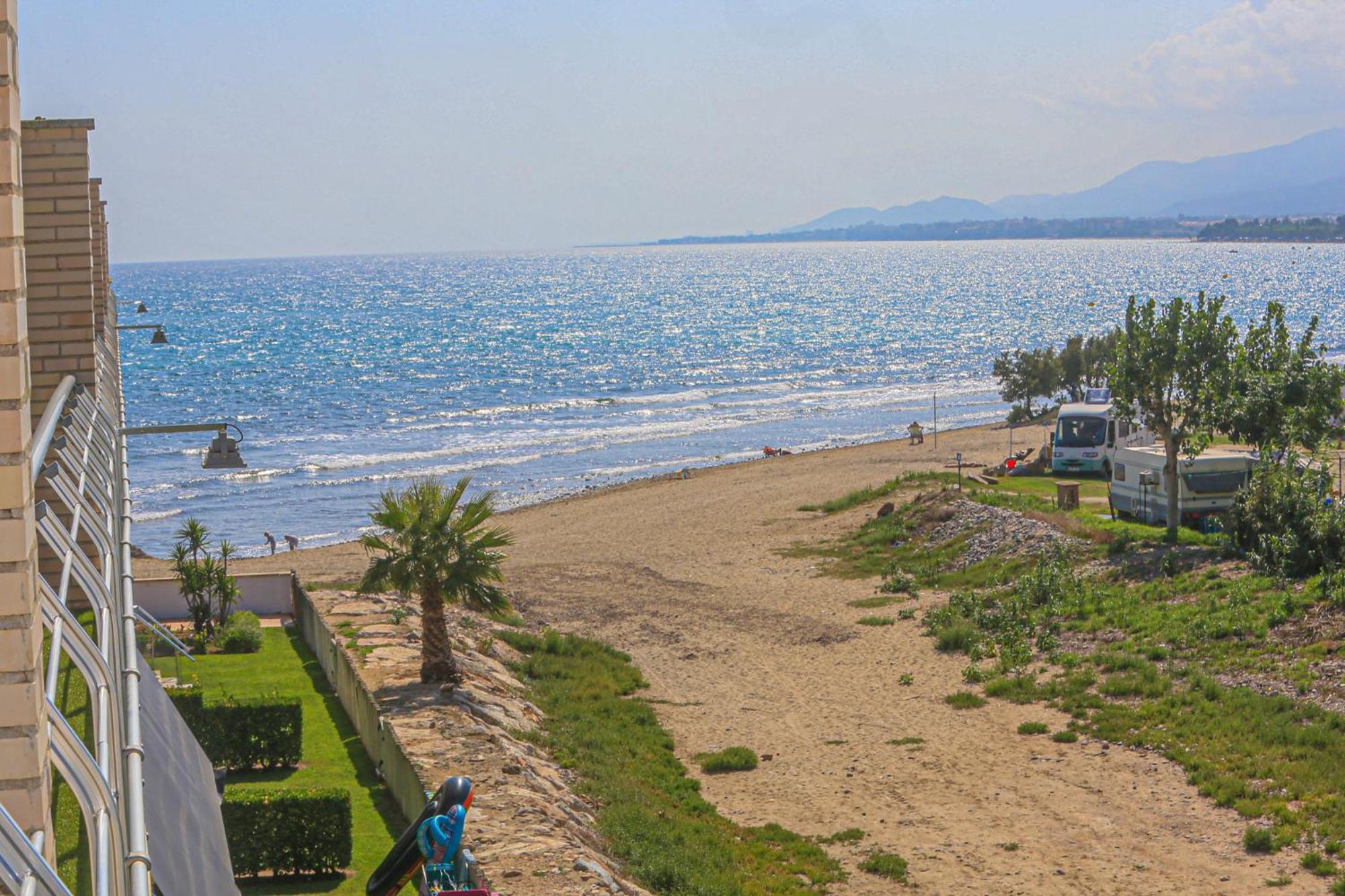 Di Mare Litoral Costa Dorada - Only Families Apartment Mont-roig del Camp Luaran gambar