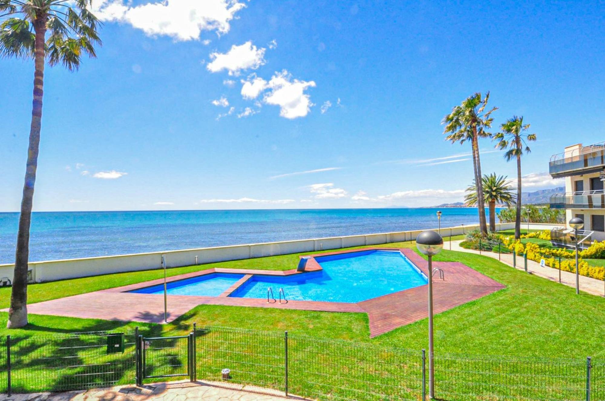 Di Mare Litoral Costa Dorada - Only Families Apartment Mont-roig del Camp Luaran gambar